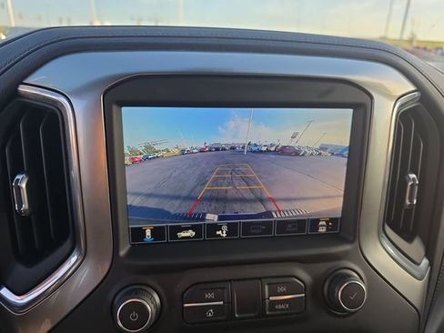Certified 2021 Chevrolet Silverado 3500 LTZ w/ LTZ Convenience Package AWD/4WD image 21