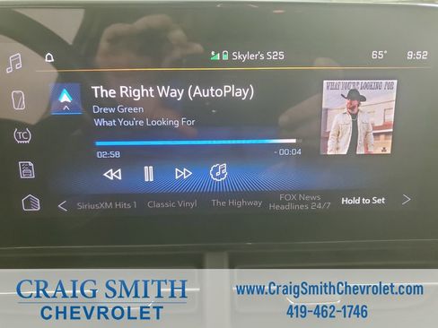 Used 2024 Chevrolet Trax LT FWD image 22