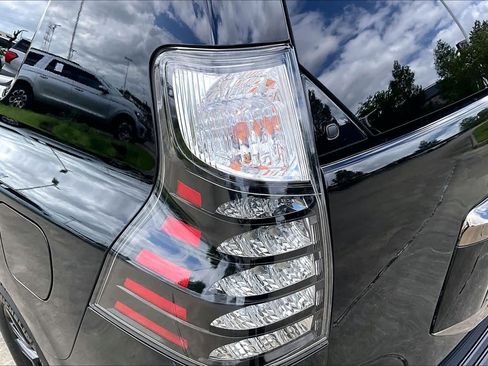 Used 2023 Lexus GX 460 w/ Black Line Special Edition AWD/4WD image 29