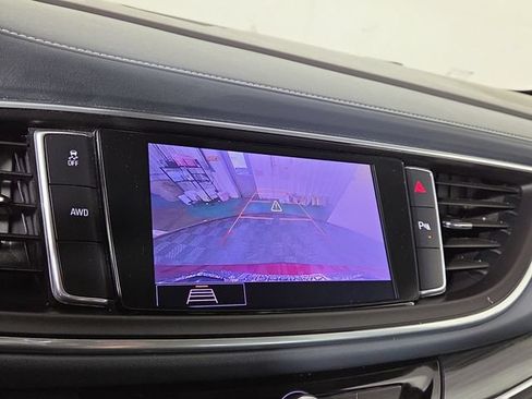 Used 2020 Buick Enclave Essence w/ Sound and Sites Package AWD/4WD image 20