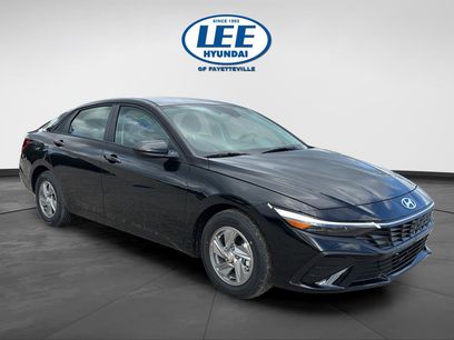 New 2026 Hyundai Elantra SE