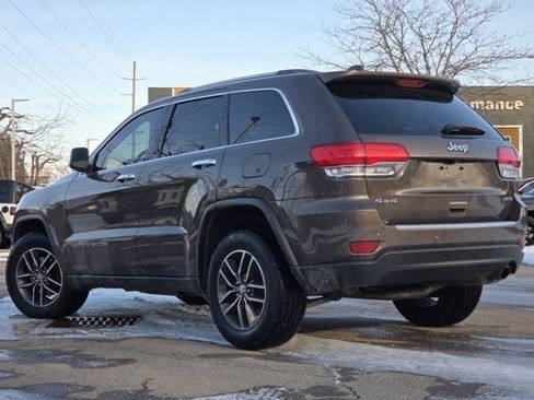 Used 2018 Jeep Grand Cherokee Limited w/ Luxury Group II image 23