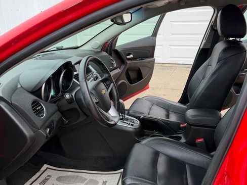 Used 2015 Chevrolet Cruze LT image 8
