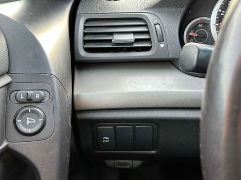 Used 2009 Acura TSX w/ Technology Package image 32