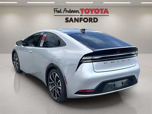 New 2025 Toyota Prius XSE image 21