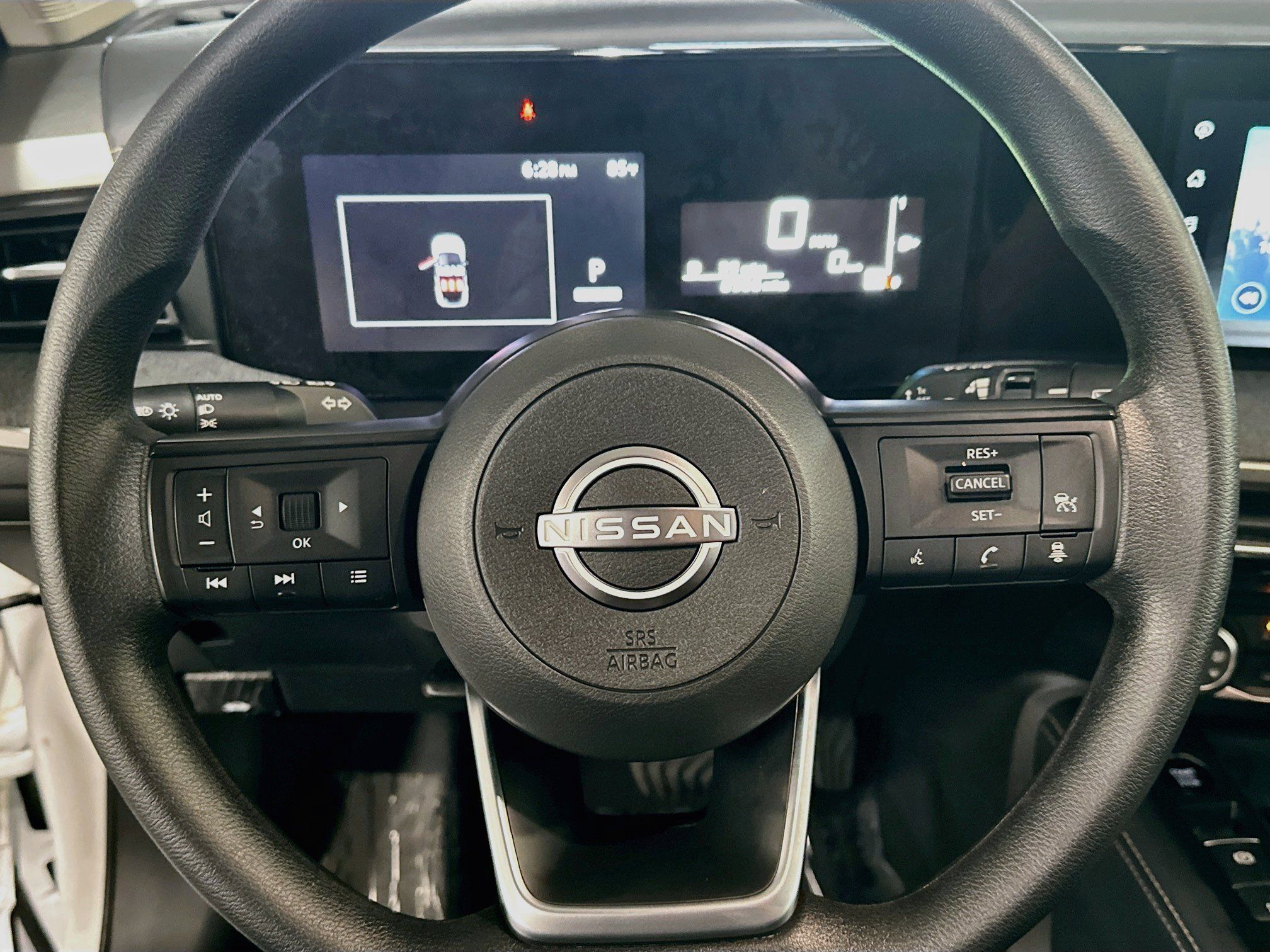 Used 2025 Nissan Kicks SV AWD/4WD image 16