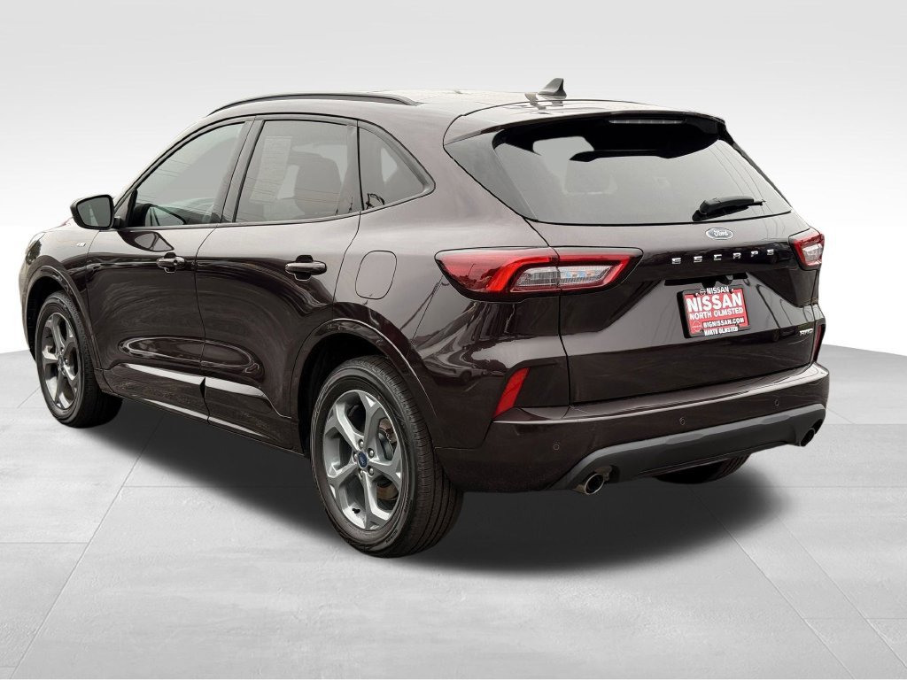 Used 2023 Ford Escape ST-Line w/ Tech Pack #1 AWD/4WD image 10