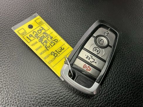 Used 2018 Ford F150 Raptor w/ Equipment Group 802A Luxury image 30