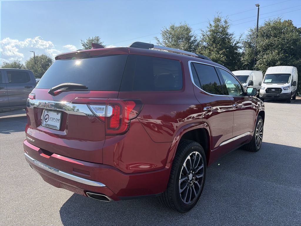 Used 2020 GMC Acadia Denali w/ Technology Package FWD image 7