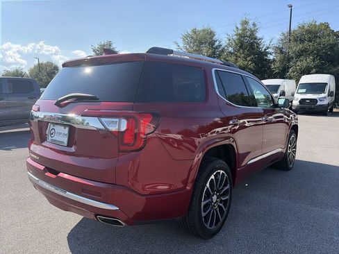 Used 2020 GMC Acadia Denali w/ Technology Package FWD image 7