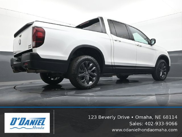 Used 2023 Honda Ridgeline Sport image 12