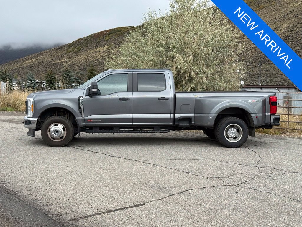 Used 2024 Ford F350 XL w/ 360-Degree Camera Package AWD/4WD image 3