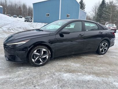 Used 2023 Hyundai Elantra SEL w/ Convenience Package