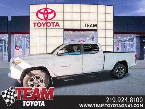 Used 2016 Toyota Tacoma TRD Sport w/ Premium & Technology Package image 1