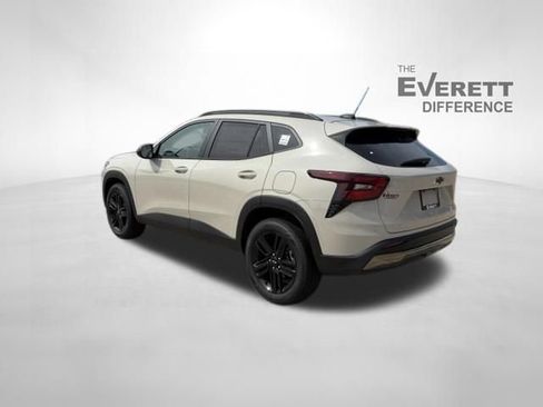 New 2026 Chevrolet Trax ACTIV w/ Driver Confidence Package FWD image 5