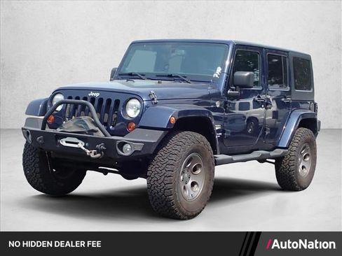 Used 2013 Jeep Wrangler Unlimited Sahara w/ Connectivity Group AWD/4WD image 1