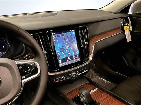 New 2026 Volvo V60 B5 Cross Country Plus w/ Climate Package image 7