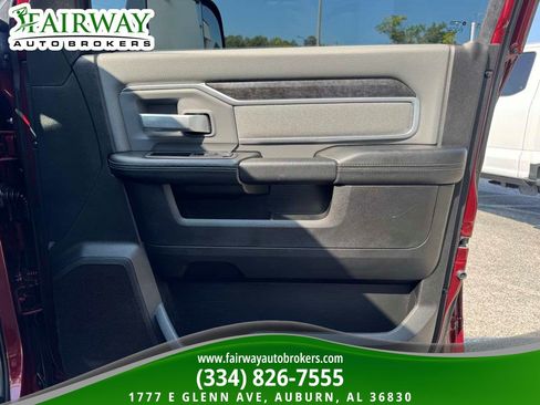 Used 2021 RAM 2500 Big Horn w/ Level 1 Equipment Group AWD/4WD image 28