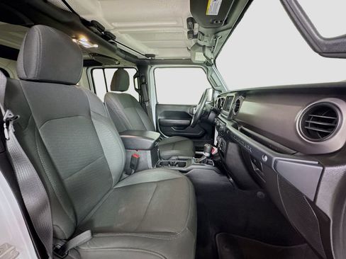 Used 2020 Jeep Wrangler Unlimited Sport w/ Technology Group image 20