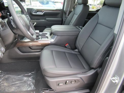 New 2026 Chevrolet Silverado 1500 RST w/ Safety Package AWD/4WD image 16