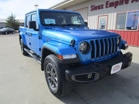 Used 2021 Jeep Gladiator Sport w/ Quick Order Package 24Q 80Th AWD/4WD image 3
