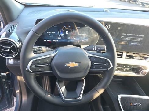 New 2026 Chevrolet Equinox LT image 17