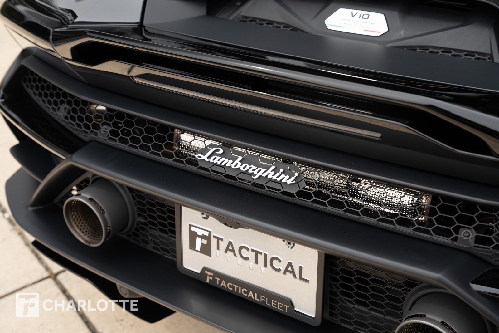 Used 2020 Lamborghini Huracan EVO RWD image 18
