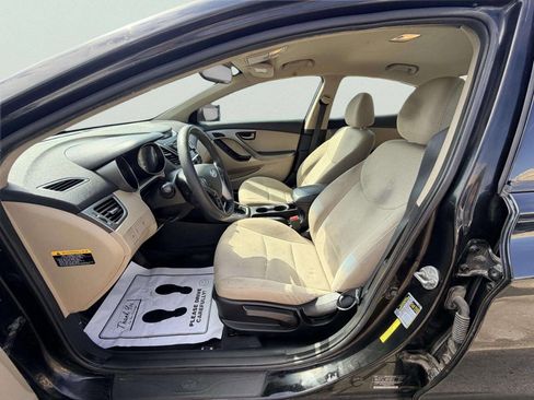 Used 2016 Hyundai Elantra SE w/ Option Group 02 image 14