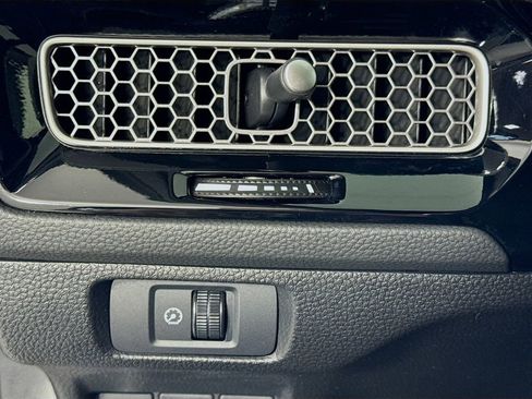 Used 2023 Honda Civic Sport image 12