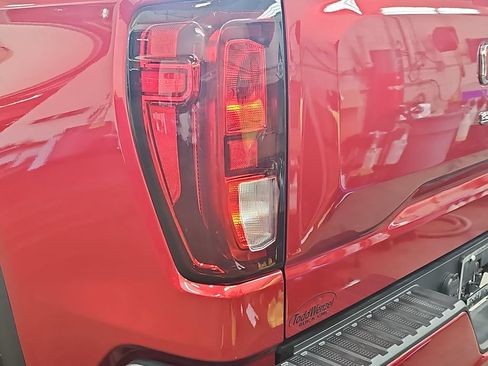 Used 2024 GMC Sierra 1500 Elevation AWD/4WD image 39
