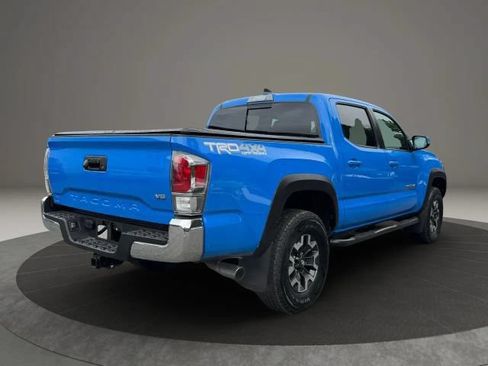 Used 2020 Toyota Tacoma TRD Off-Road AWD/4WD image 5