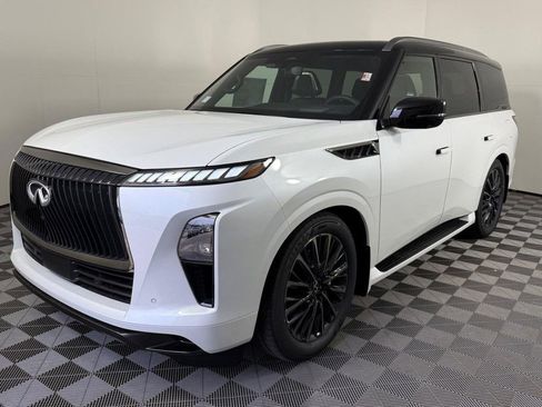 New 2026 INFINITI QX80 Autograph w/ Premium Cargo Package image 8