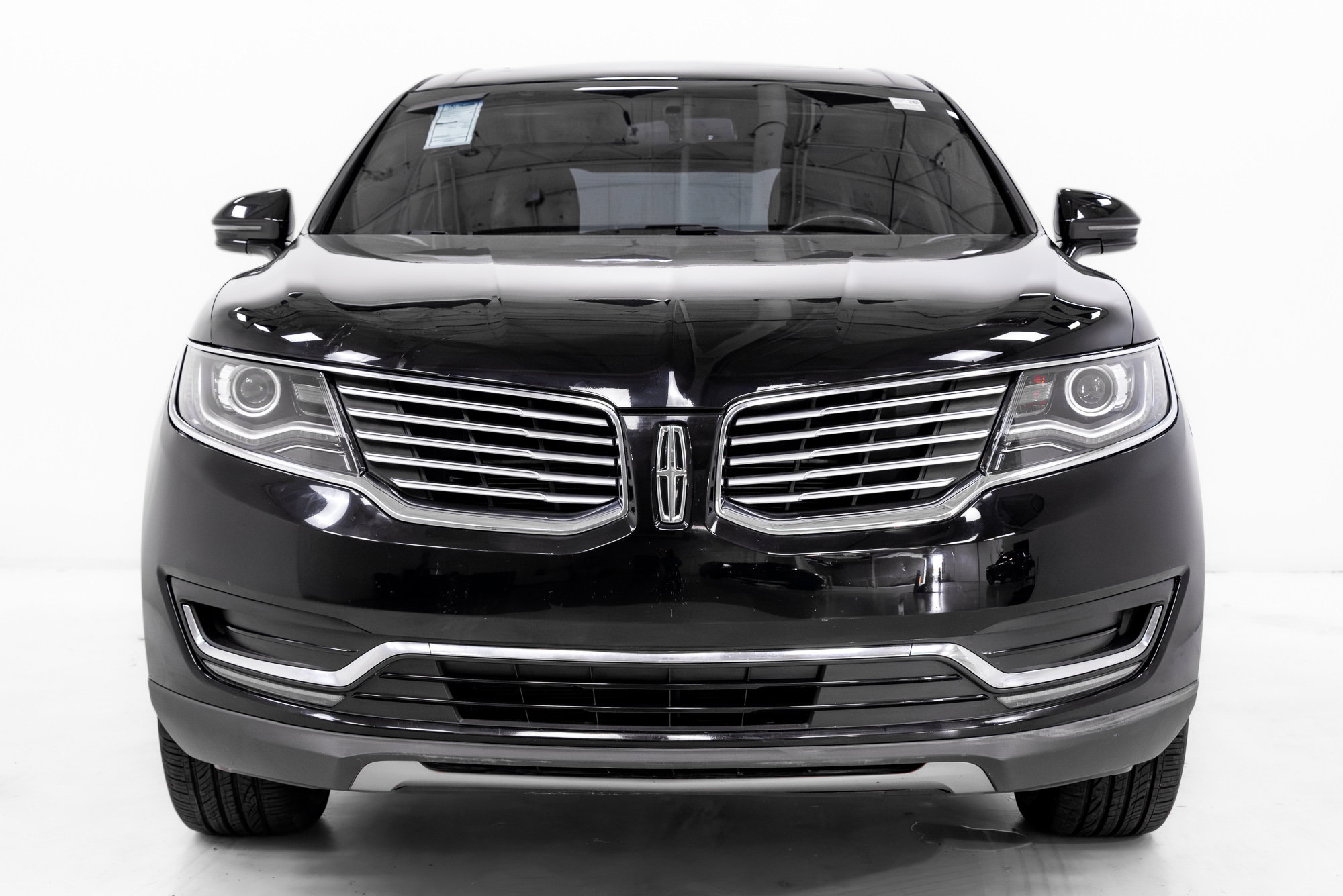 Used 2016 Lincoln MKX Reserve AWD/4WD image 4