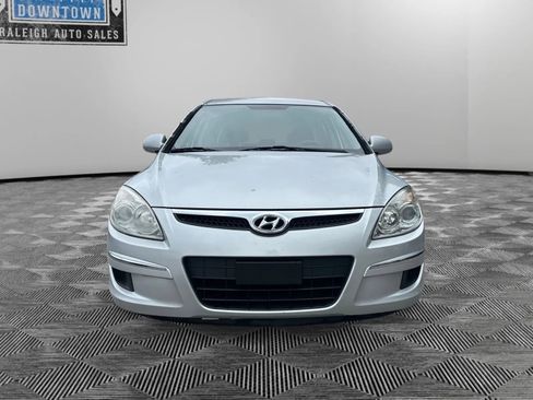 Used 2011 Hyundai Elantra GLS image 3