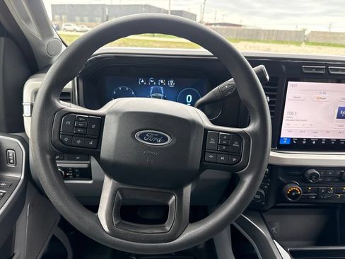 Used 2024 Ford F250 XLT w/ Black Appearance Package AWD/4WD image 22
