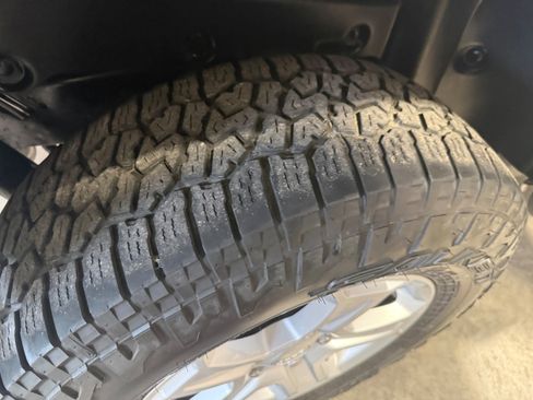 Used 2022 Jeep Wrangler Unlimited Sport w/ Cold Weather Group image 21