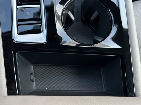 New 2026 Volkswagen Atlas SE image 26