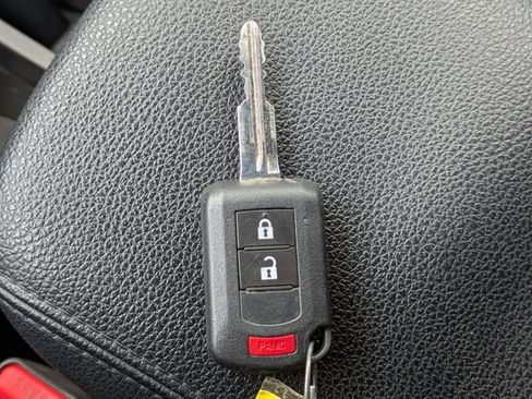 Used 2021 Mitsubishi Outlander Sport FWD image 31