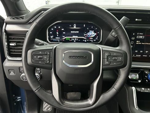 Used 2025 GMC Sierra 2500 Denali Ultimate image 24