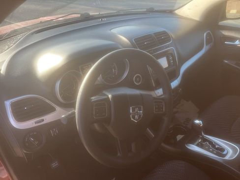 Used 2016 Dodge Journey SXT w/ Comfort/Convenience Group image 11