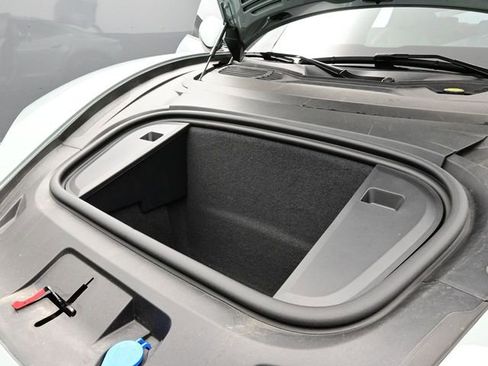 Certified 2025 Porsche Taycan AWD/4WD image 20