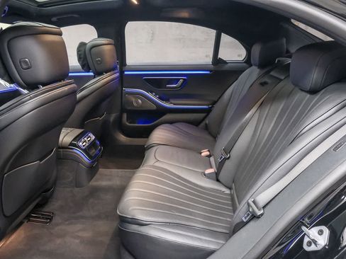 Certified 2023 Mercedes-Benz S 500 4MATIC image 19