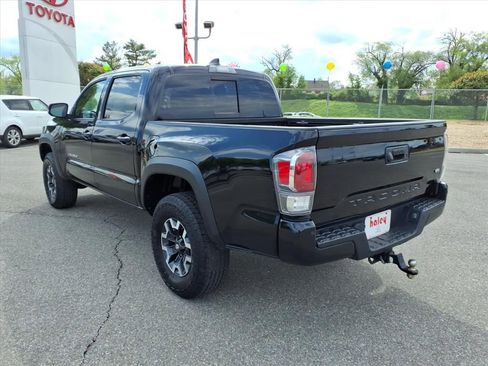Used 2022 Toyota Tacoma TRD Off-Road w/ Technology Package image 7
