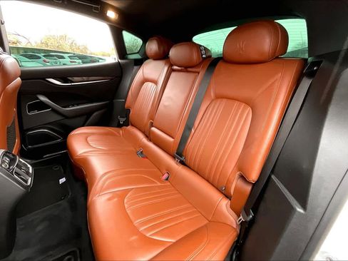 Used 2017 Maserati Levante S image 20