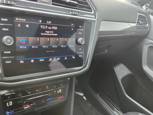 Certified 2024 Volkswagen Tiguan SE R-Line AWD/4WD image 22