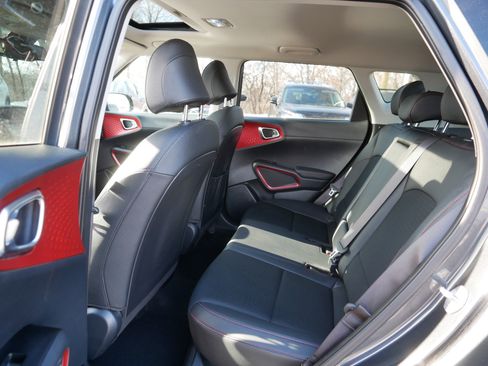 Certified 2023 Kia Soul GT-Line w/ GT-Line Technology Package image 35