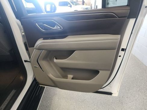 Certified 2024 Chevrolet Suburban LT AWD/4WD image 24