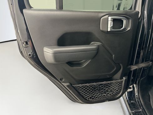 Used 2023 Jeep Wrangler Unlimited w/ 8.4" Radio Group AWD/4WD image 27