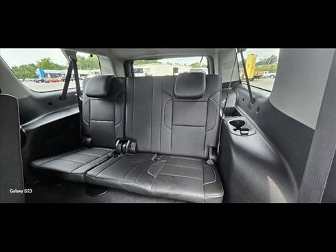 Used 2020 Chevrolet Suburban Premier image 11