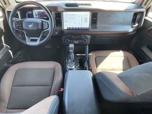 Used 2022 Ford Bronco Outer Banks AWD/4WD image 11